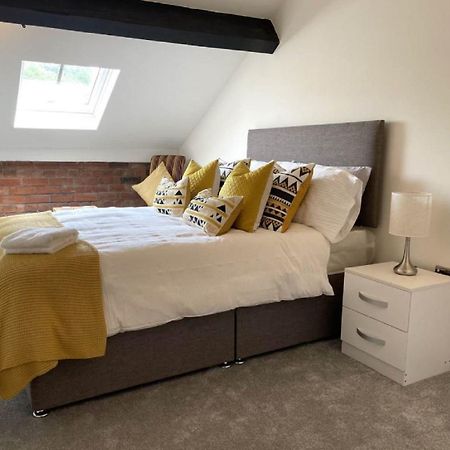 5-Bedroom Luxury Duplex Penthouse Bradford  Bagian luar foto