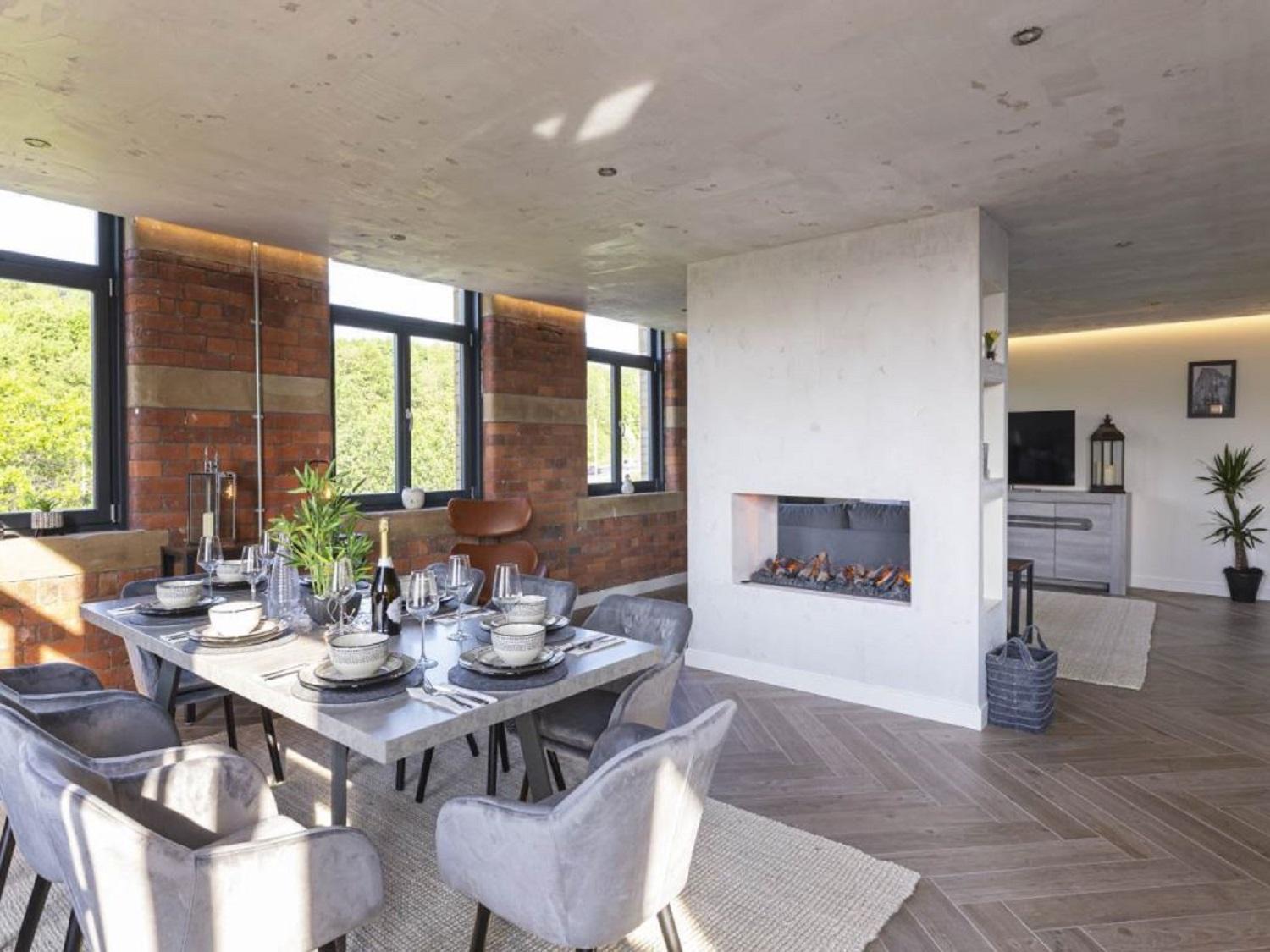 5-Bedroom Luxury Duplex Penthouse Bradford  Bagian luar foto